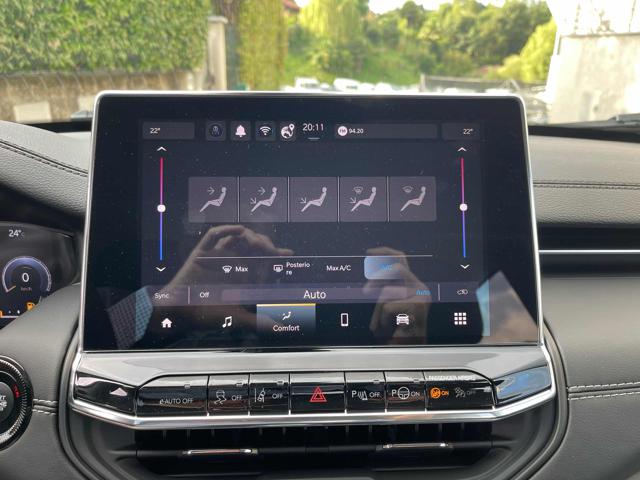 JEEP Compass usata, con Sedile posteriore sdoppiato
