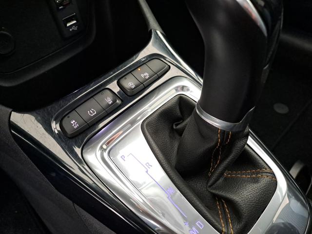OPEL Crossland X usata, con Airbag