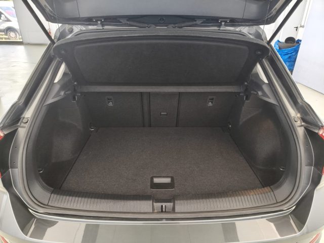 VOLKSWAGEN T-Roc usata, con Park Distance Control