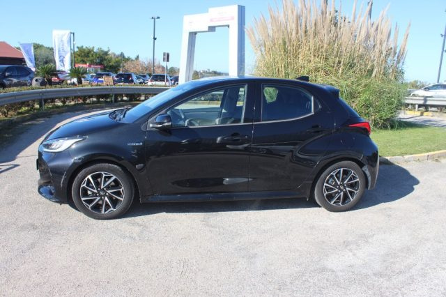 TOYOTA Yaris usata, con Autoradio
