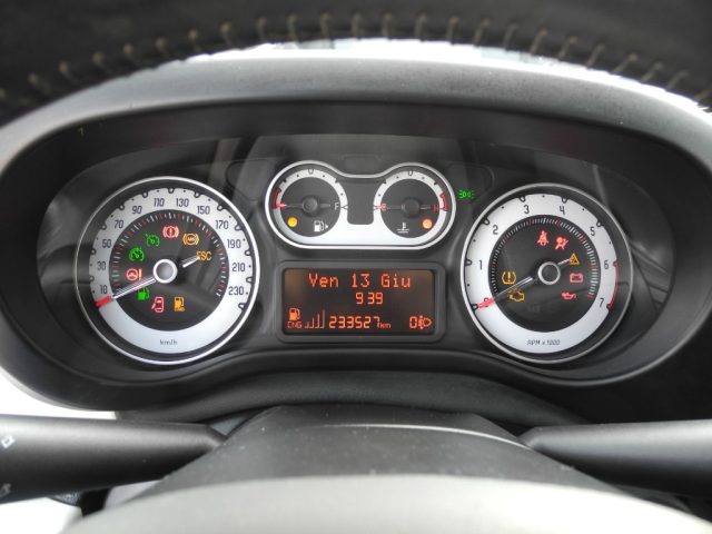 FIAT 500L usata, con Volante in pelle