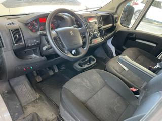PEUGEOT Boxer usata, con Servosterzo