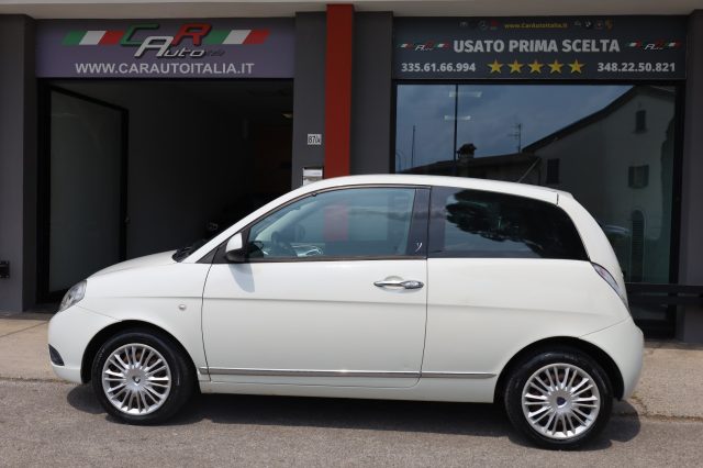 LANCIA Ypsilon usata, con Airbag