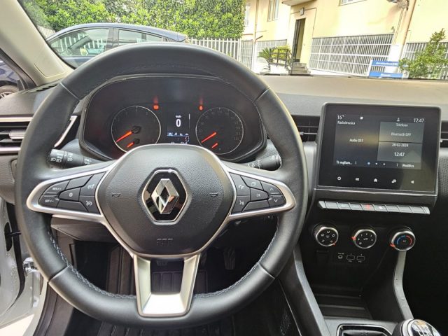 RENAULT Clio usata, con Sistema di navigazione