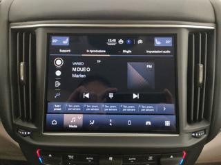 MASERATI Levante usata, con Leve al volante