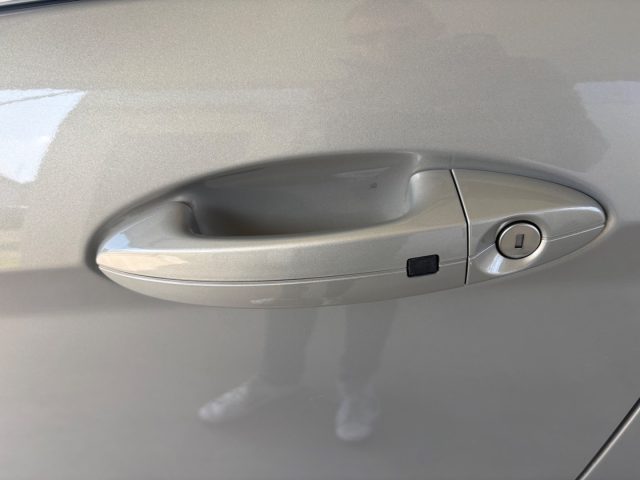 FORD B-Max usata, con Airbag testa