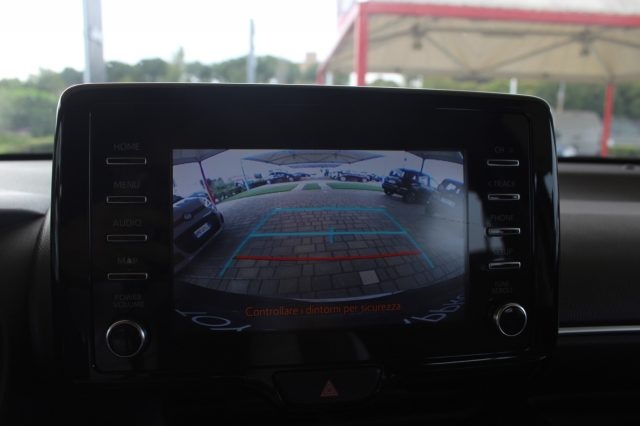 TOYOTA Yaris usata, con Airbag testa