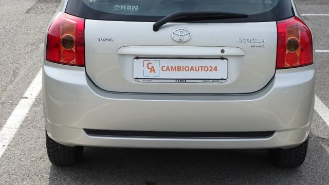 TOYOTA Corolla usata 32