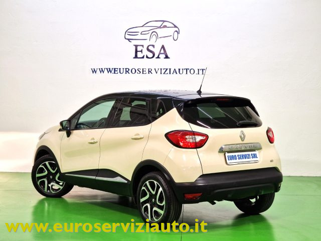RENAULT Captur usata, con Autoradio