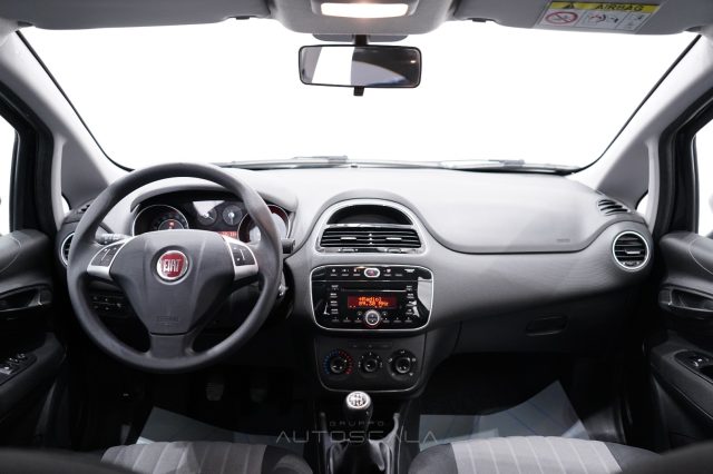 FIAT Punto usata 23