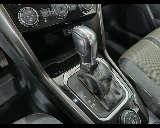 VOLKSWAGEN T-Roc usata, con Fendinebbia