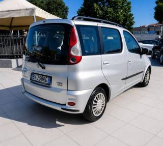 TOYOTA Yaris usata, con Alzacristalli elettrici