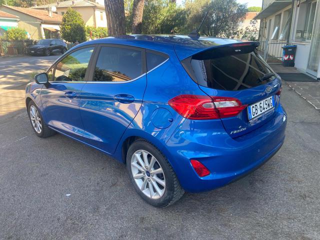 FORD Fiesta usata, con Autoradio