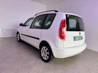 SKODA Roomster usata 9