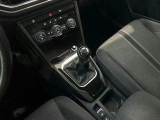 VOLKSWAGEN T-Roc usata, con Controllo automatico clima