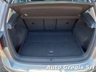 VOLKSWAGEN Golf Sportsvan usata, con Volante in pelle