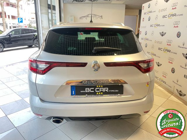 RENAULT Megane usata, con Alzacristalli elettrici