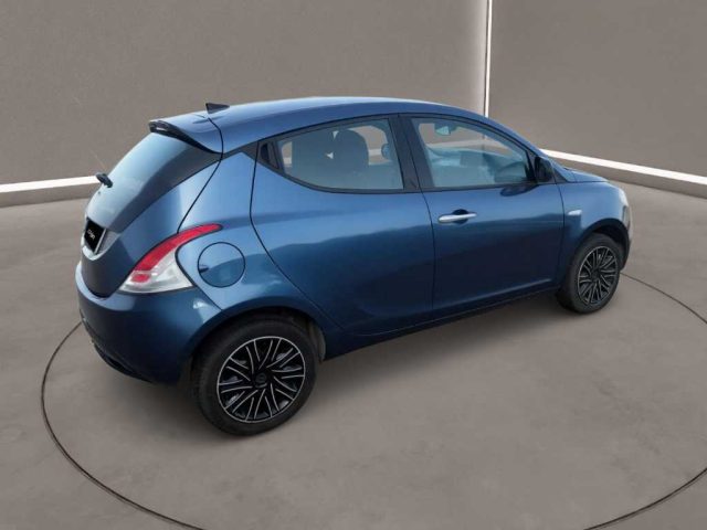 LANCIA Ypsilon usata, con Controllo trazione