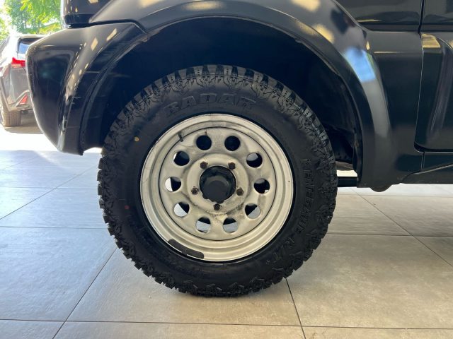 SUZUKI Jimny usata, con Servosterzo