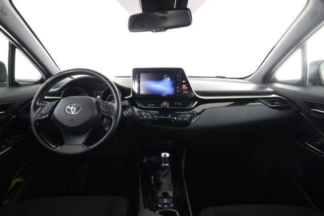 TOYOTA C-HR usata 4