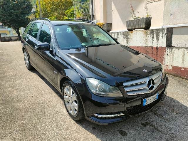 MERCEDES-BENZ C 200 usata, con Interni in pelle