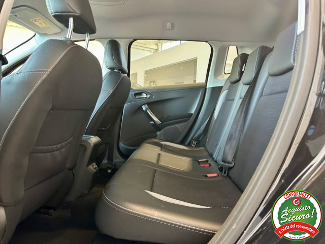 PEUGEOT 2008 usata, con USB