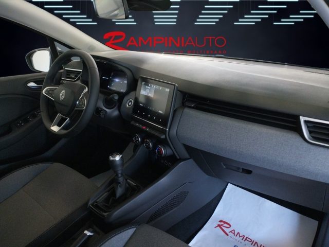 RENAULT Clio usata 16