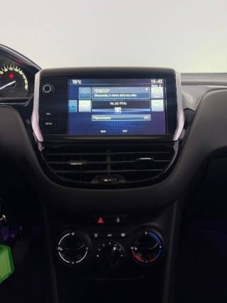 PEUGEOT 208 usata 15