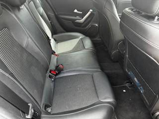 MERCEDES-BENZ A 180 usata, con Cronologia tagliandi