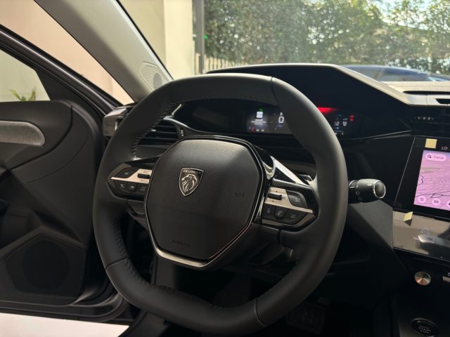 PEUGEOT 308 usata, con Autoradio digitale