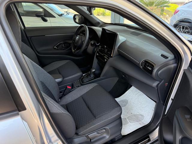 TOYOTA Yaris Cross usata, con Sedili riscaldati