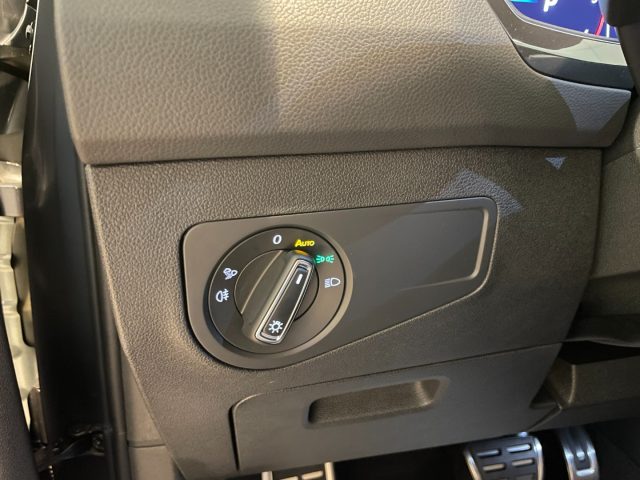 VOLKSWAGEN Tiguan usata, con Controllo automatico clima