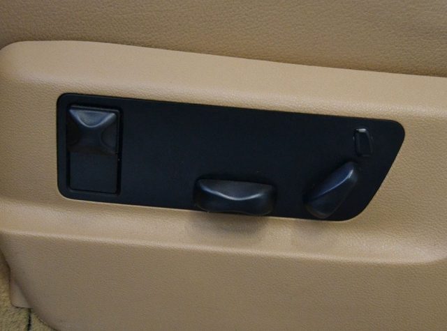 PORSCHE Cayenne usata, con Autoradio