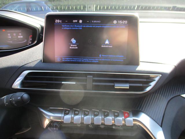 PEUGEOT 3008 usata, con Park Distance Control