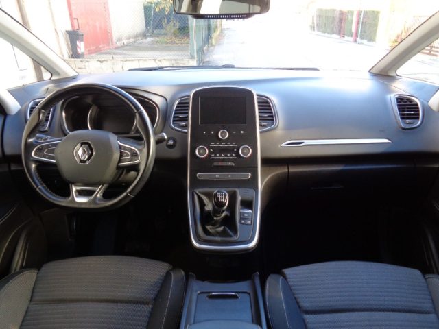 RENAULT Grand Scenic usata, con Cruise Control