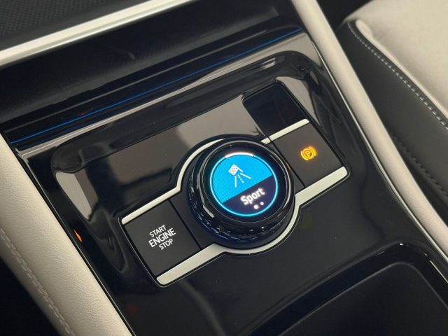 VOLKSWAGEN Tiguan usata, con Sensore di luce