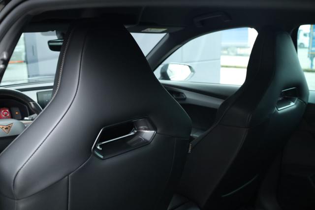 CUPRA Formentor usata, con Sistema di parcheggio automatico