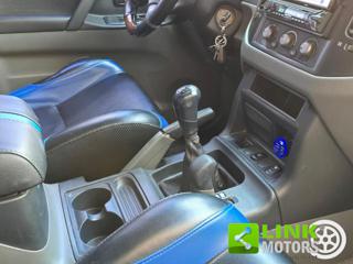 MITSUBISHI Pajero usata 46