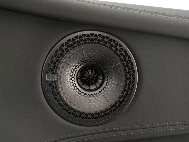 LOTUS Eletre usata, con USB