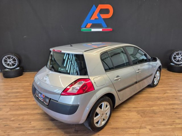 RENAULT Megane usata, con Airbag laterali