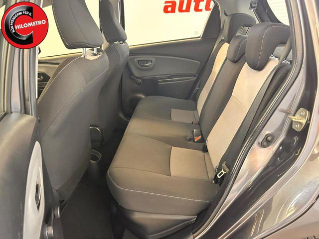 TOYOTA Yaris usata, con USB