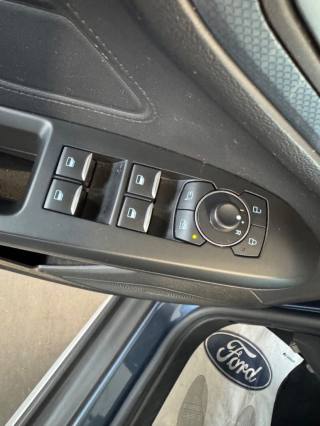 FORD Focus usata, con Servosterzo