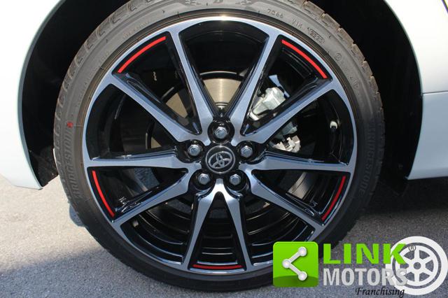 TOYOTA Yaris usata, con Cruise Control