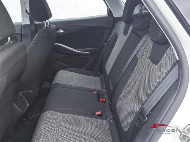 OPEL Grandland X usata 9