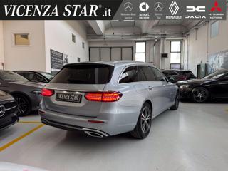 MERCEDES-BENZ E 220 usata, con Airbag Passeggero