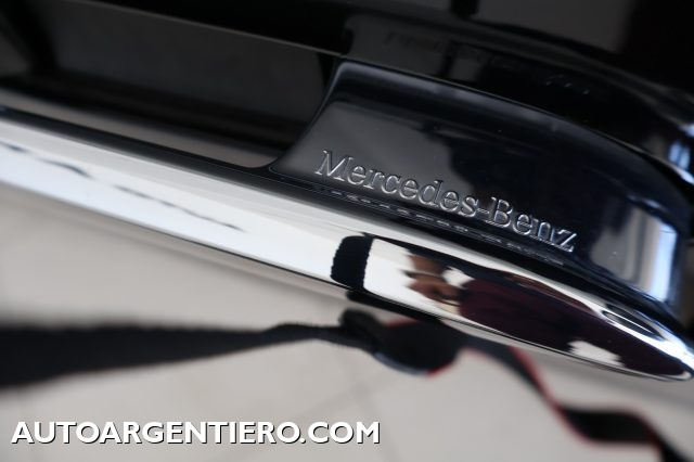 MERCEDES-BENZ E 220 usata, con Sound system