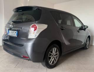 TOYOTA Verso usata 2