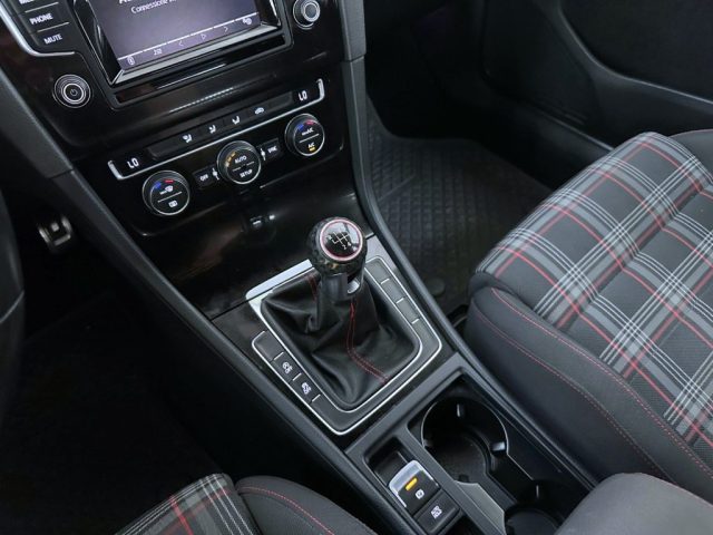 VOLKSWAGEN Golf GTI usata, con Controllo trazione