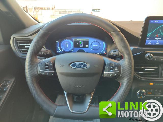 FORD Kuga usata, con Specchietti laterali elettrici