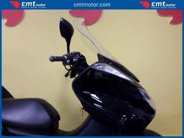 YAMAHA Majesty 400 usata 8